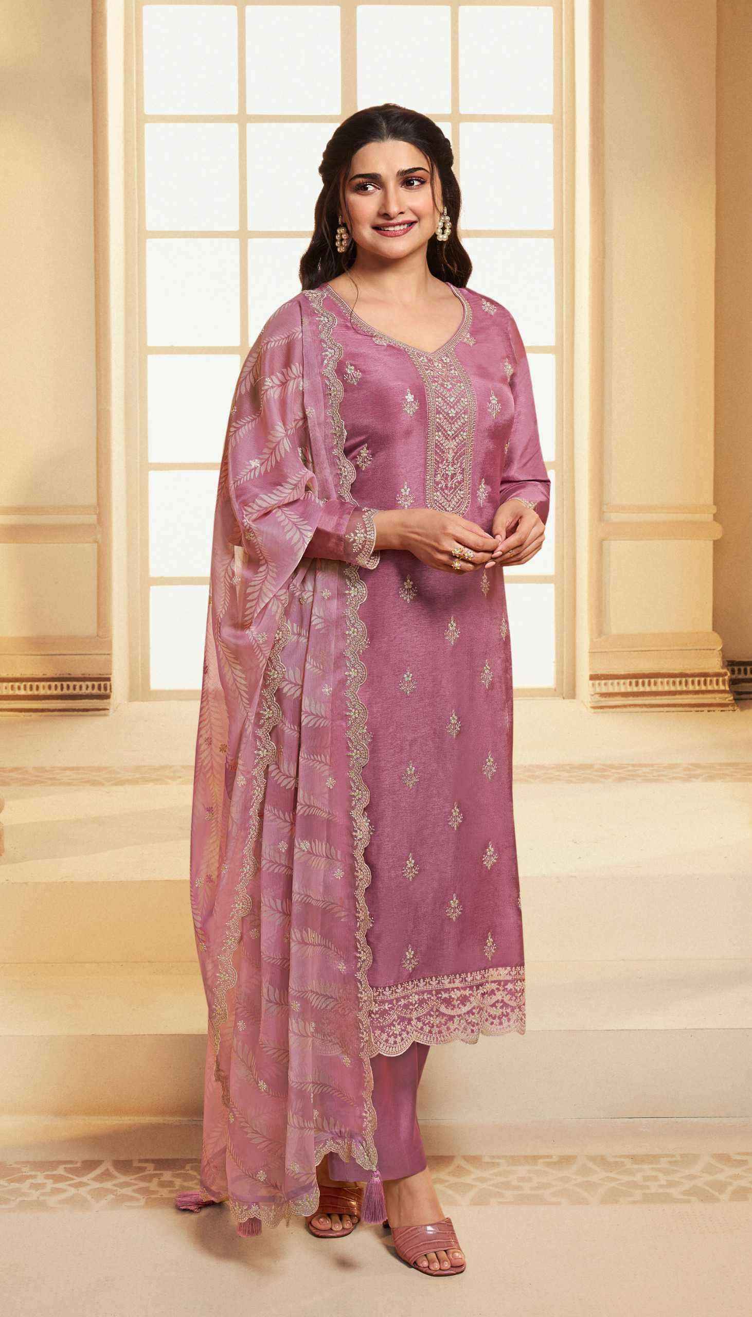 Vinay Fashion Kuleesh Shohini Hitlist Designer Silk Ladies Suit Catalog Dealers 5 pcs catalog )
