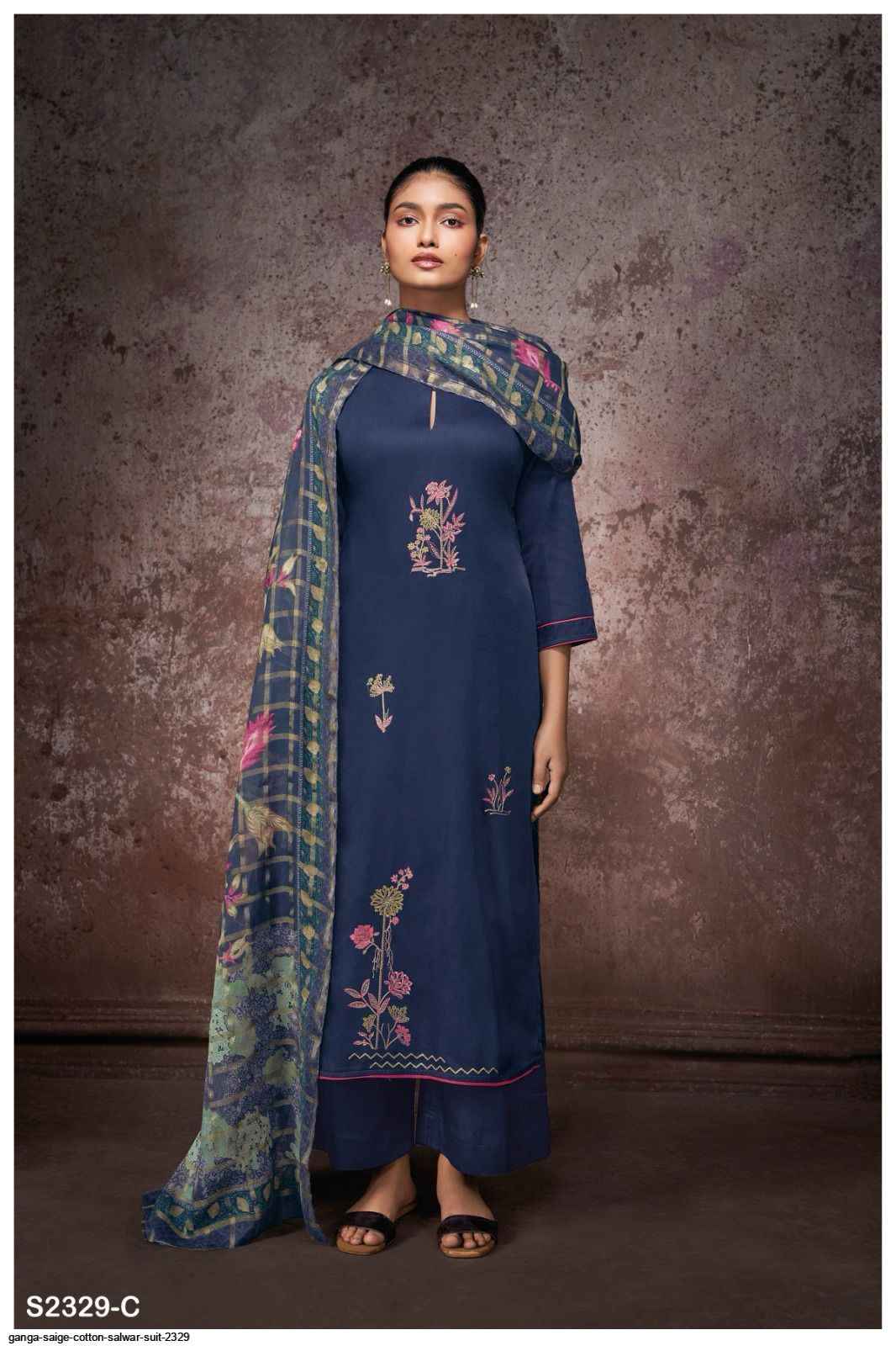Unstich Multicolor Ganga Suit Dress Material For Ladies at Rs 2110/piece in  Delhi