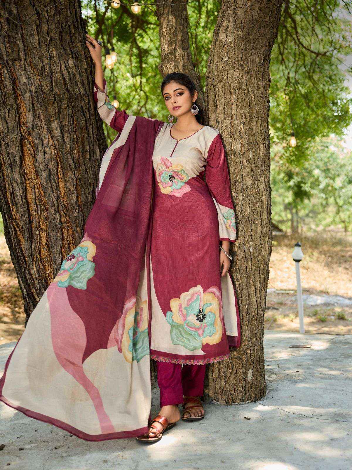 IBIZA ZANISHA MUSLIN DIGITAL PRINT WITH HAND WORK DRESS MATERIAL ( 4 PCS CATALOG )
