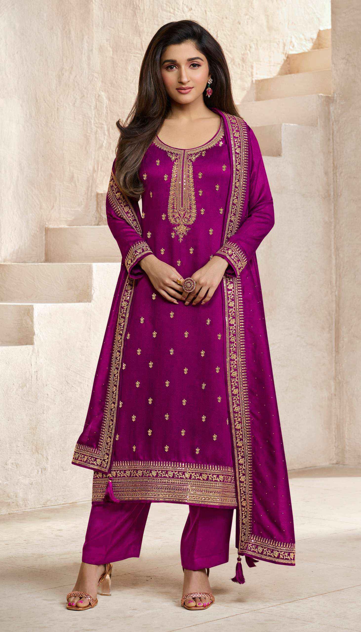 VINAY FASHION KASEESH AANCHAL HIT LIST HEAVY DESIGNER SUIT