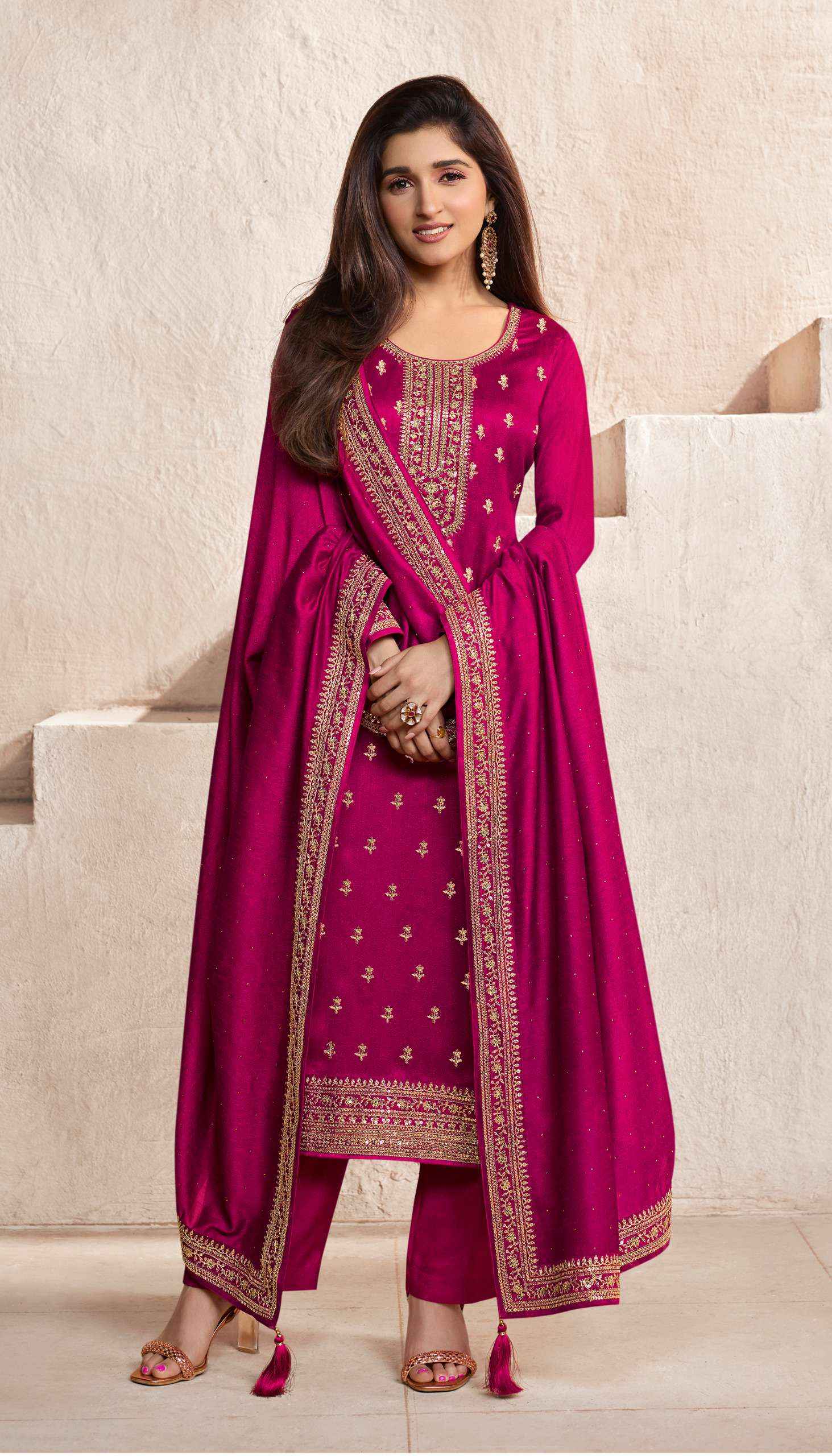 VINAY FASHION KASEESH AANCHAL HIT LIST HEAVY DESIGNER SUIT