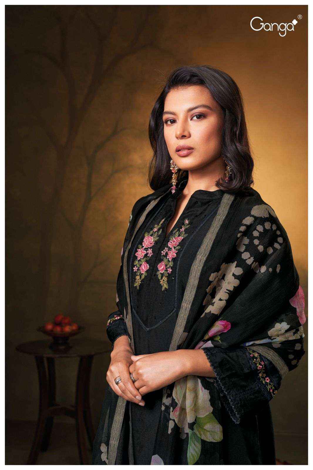 Ganga Fashion Hayden 2525 Fancy Silk Latest Catalog Ganga Suit Dealers ( 4 pcs catalog )