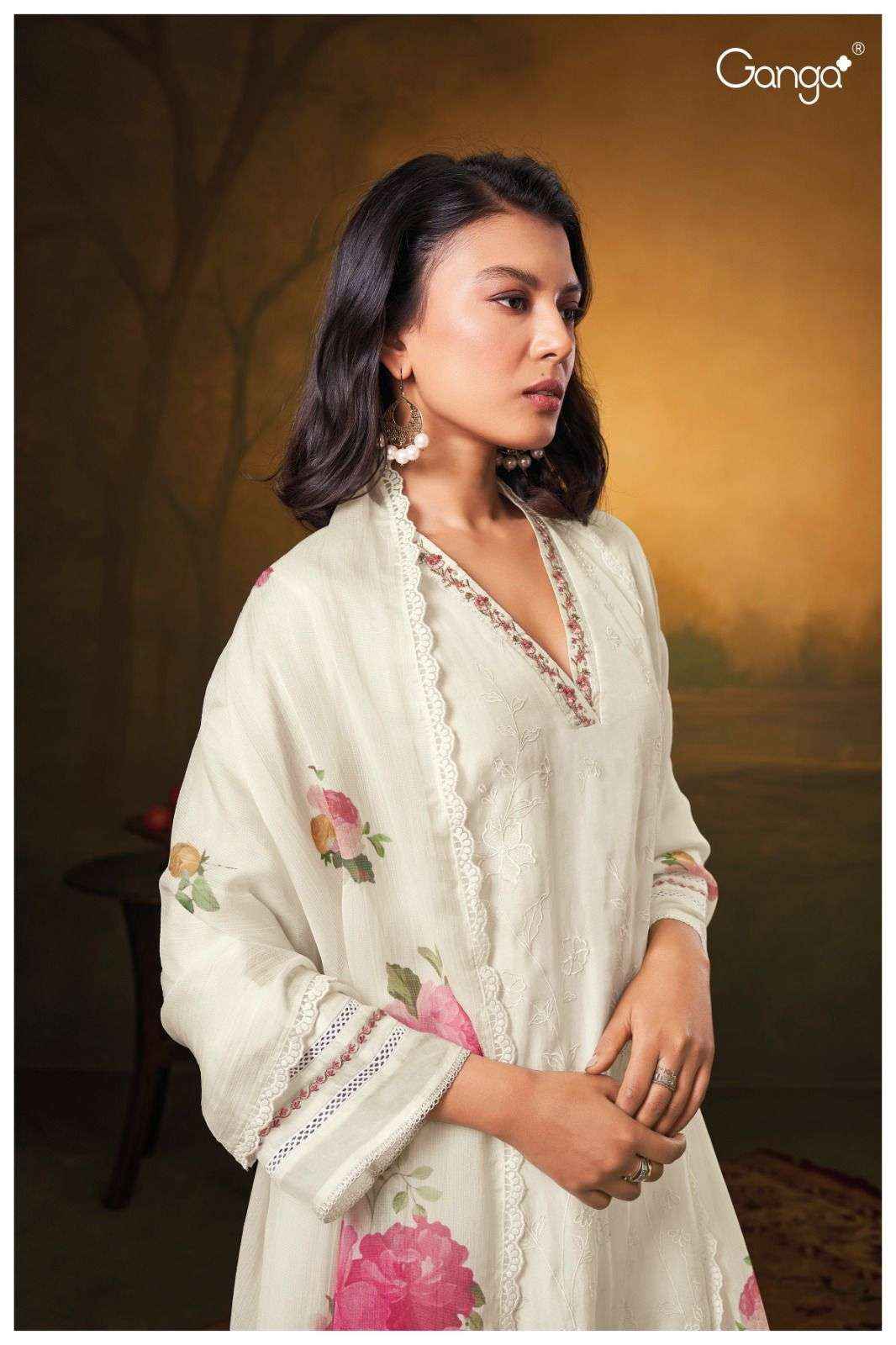 Ganga Fashion Hayden 2525 Fancy Silk Latest Catalog Ganga Suit Dealers ( 4 pcs catalog )