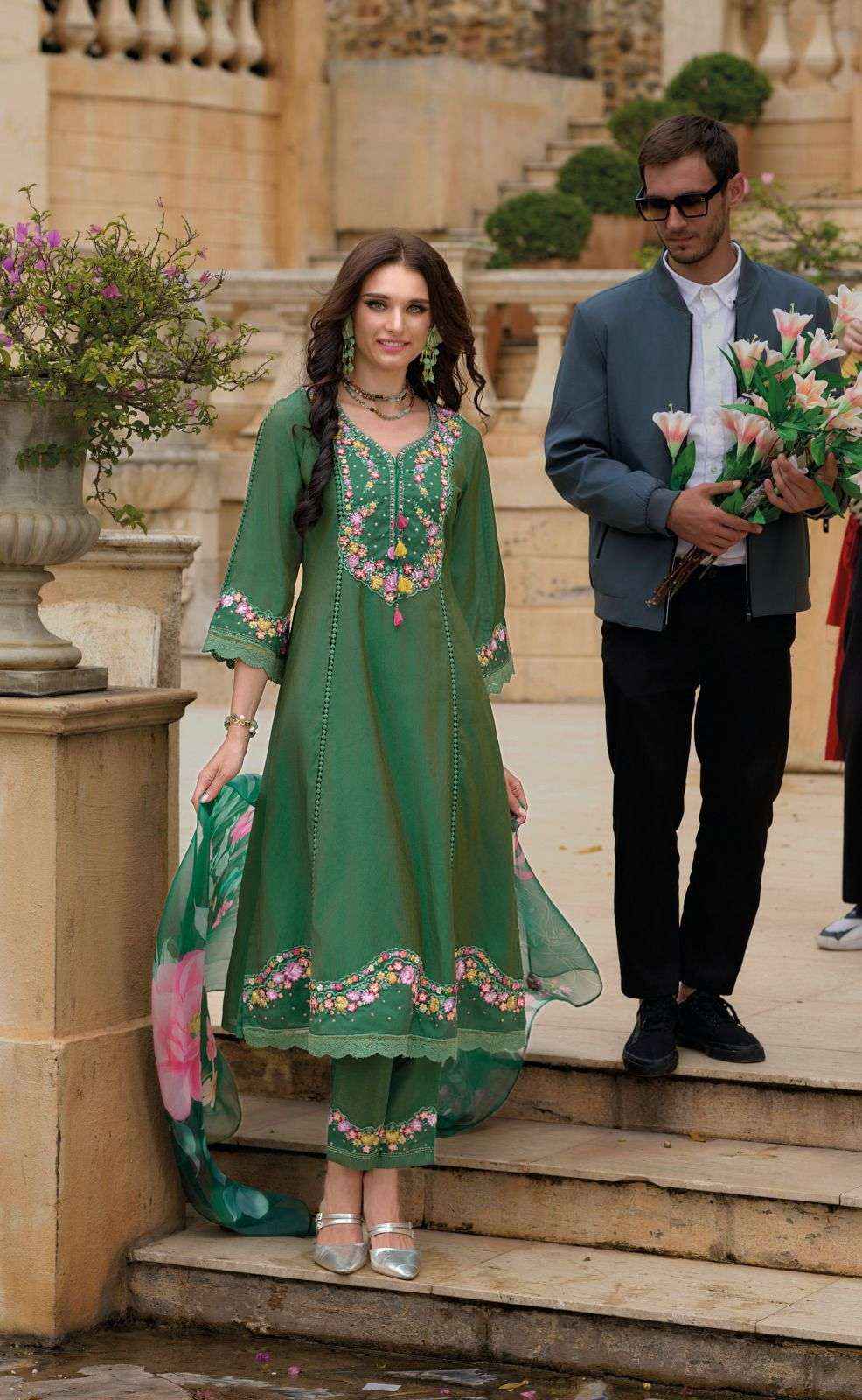 KAILEE FASHION BEGUM VOL 6 VISCOSE LADIES KURTI ONLINE SHOPPING ( 8 PCS CATALOG )