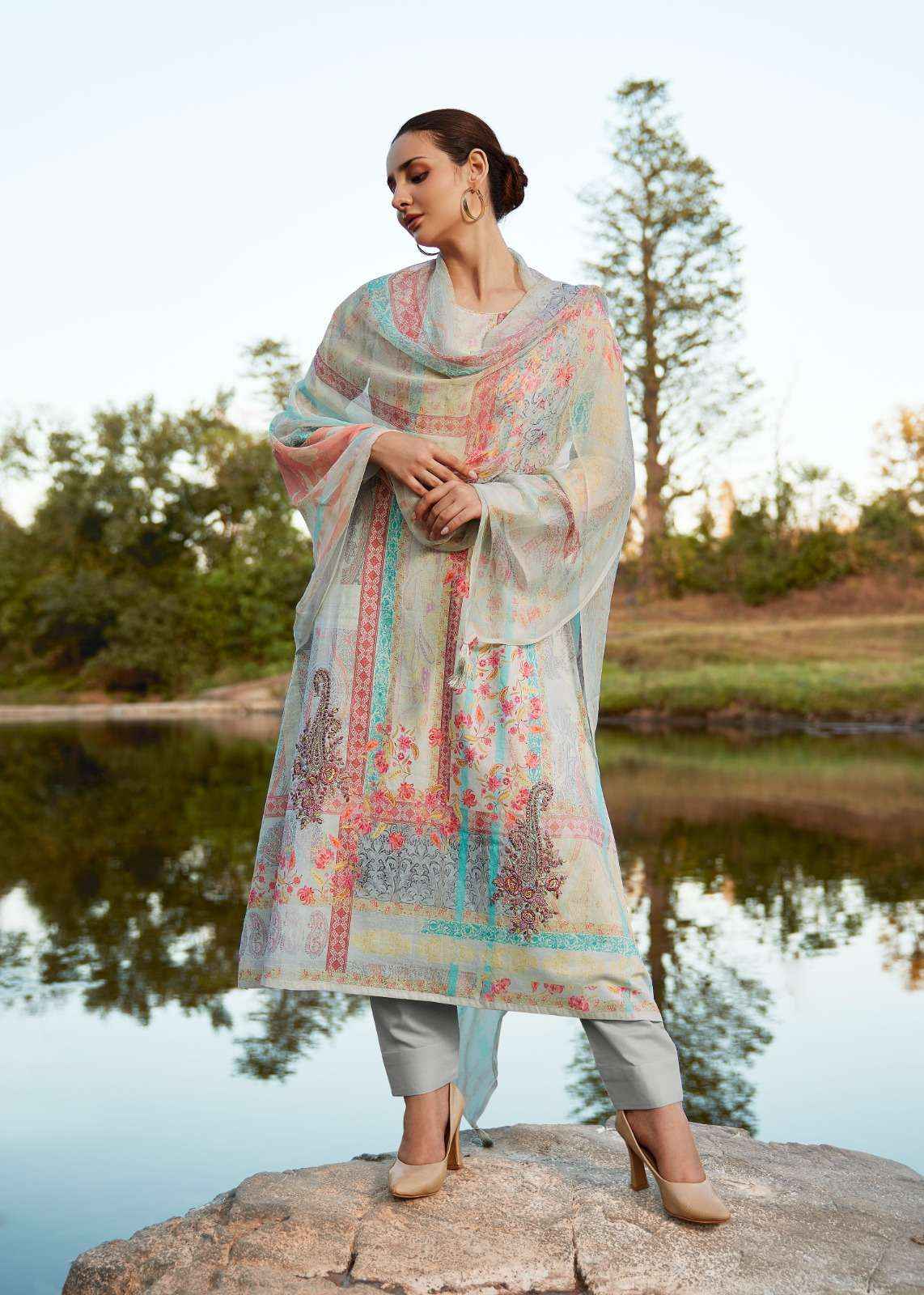 SADHANA FASHION RAAZIA WHOLESALE LAWN COTTON SALWAR KAMEEZ ( 8 PCS CATALOG )