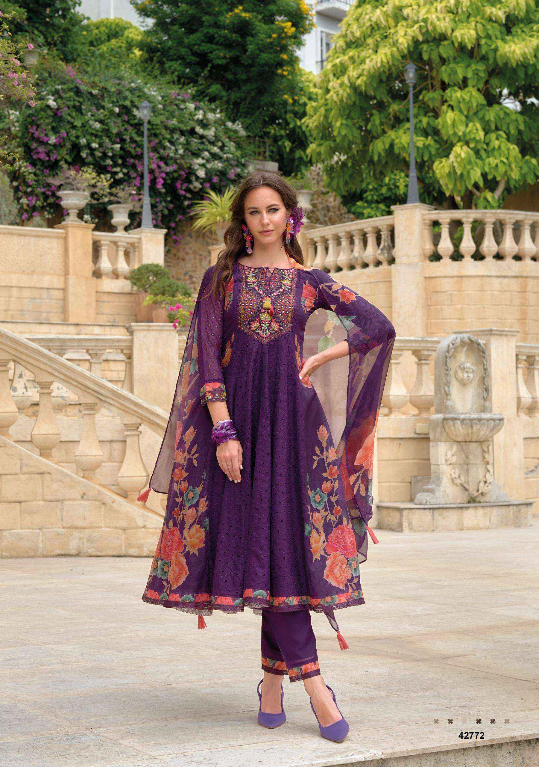KAILEE FASHION MERAKI WHOLESALE CHIKNAKARI DESIGNER ANARKALI SUIT ( 6 PCS CATALOGUE )