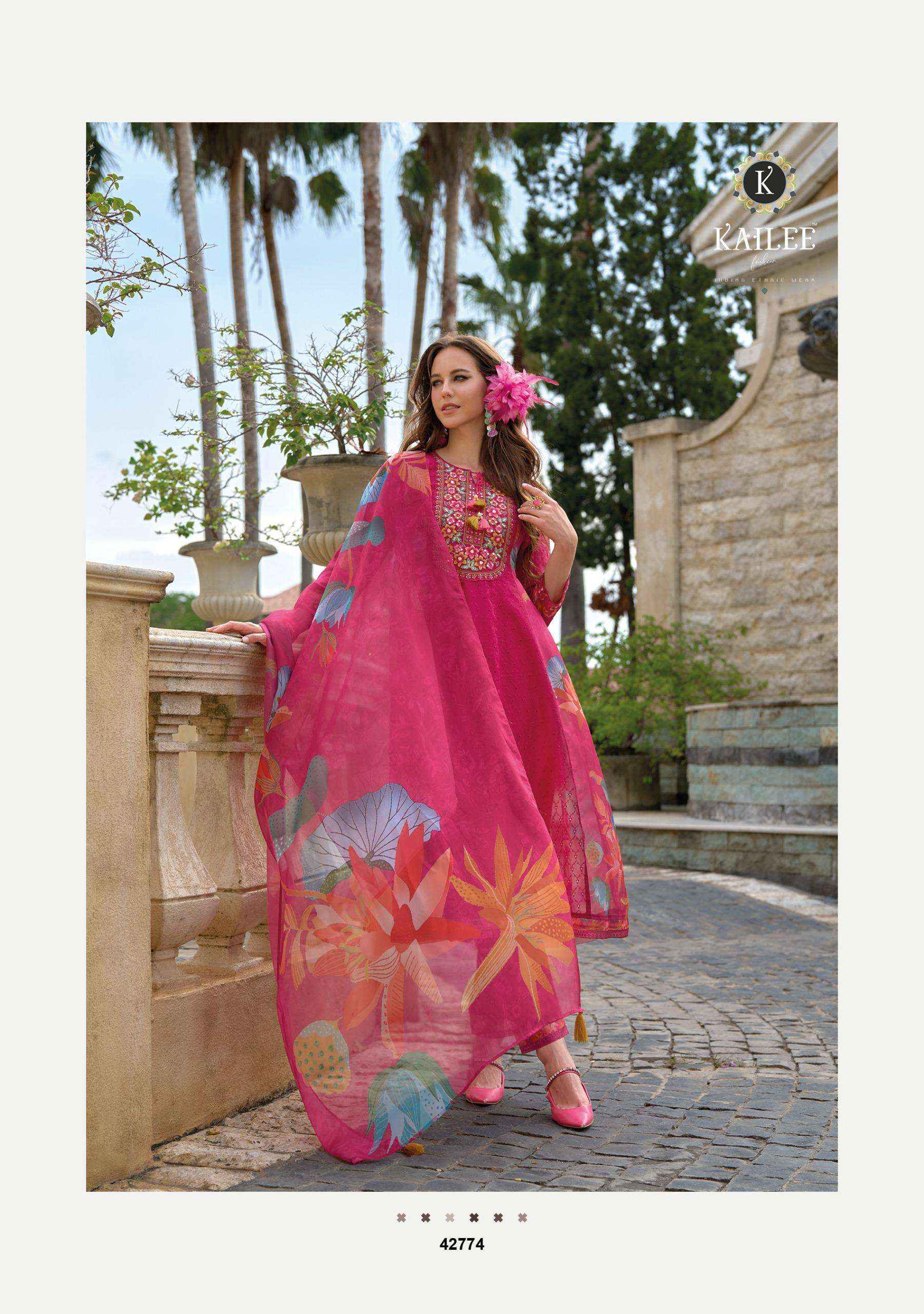 KAILEE FASHION MERAKI WHOLESALE CHIKNAKARI DESIGNER ANARKALI SUIT ( 6 PCS CATALOGUE )