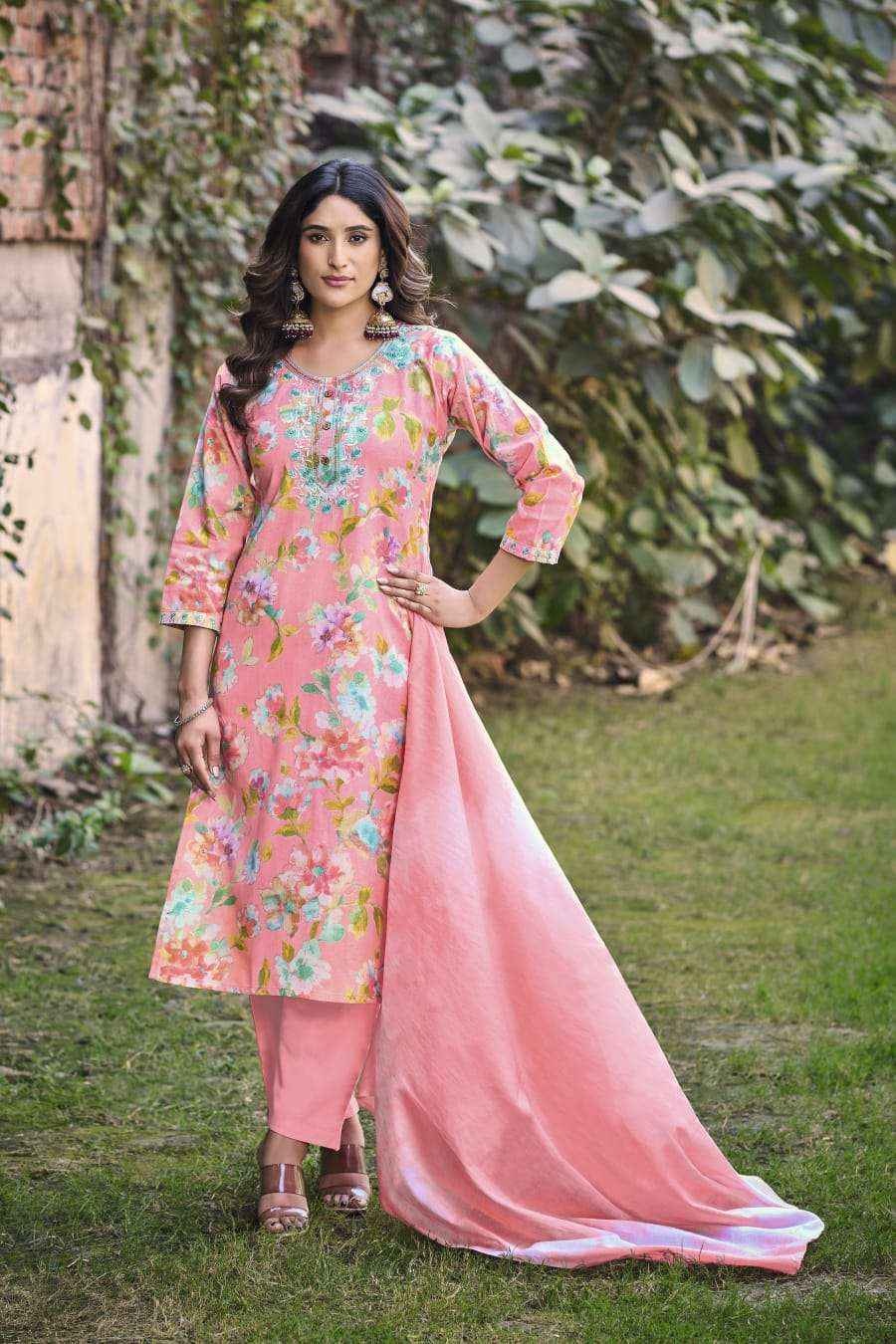 OSSM SUNSHINE COTTON PRINT FANCY WORK LADIES KURTI COMBO SET WHOLESALE RATE (6 PCS CATALOG )