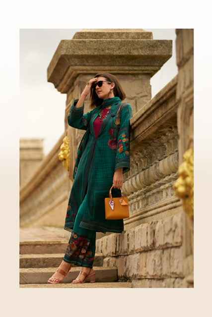 Varsha Blossom Aura Viscouse Pashmina Salwar Suit Wholesale Rate ( 4 Pcs Catalog )