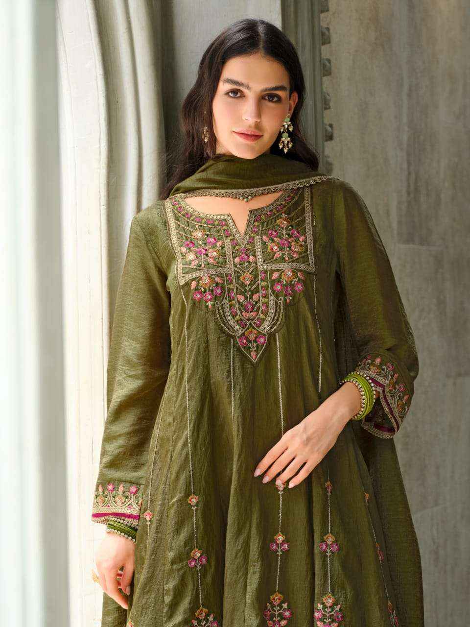 Lily And Lali Sajni Fancy Kali Pattern Readymade Designer Suit Wholesale Rate ( 4 Pcs Catalog )