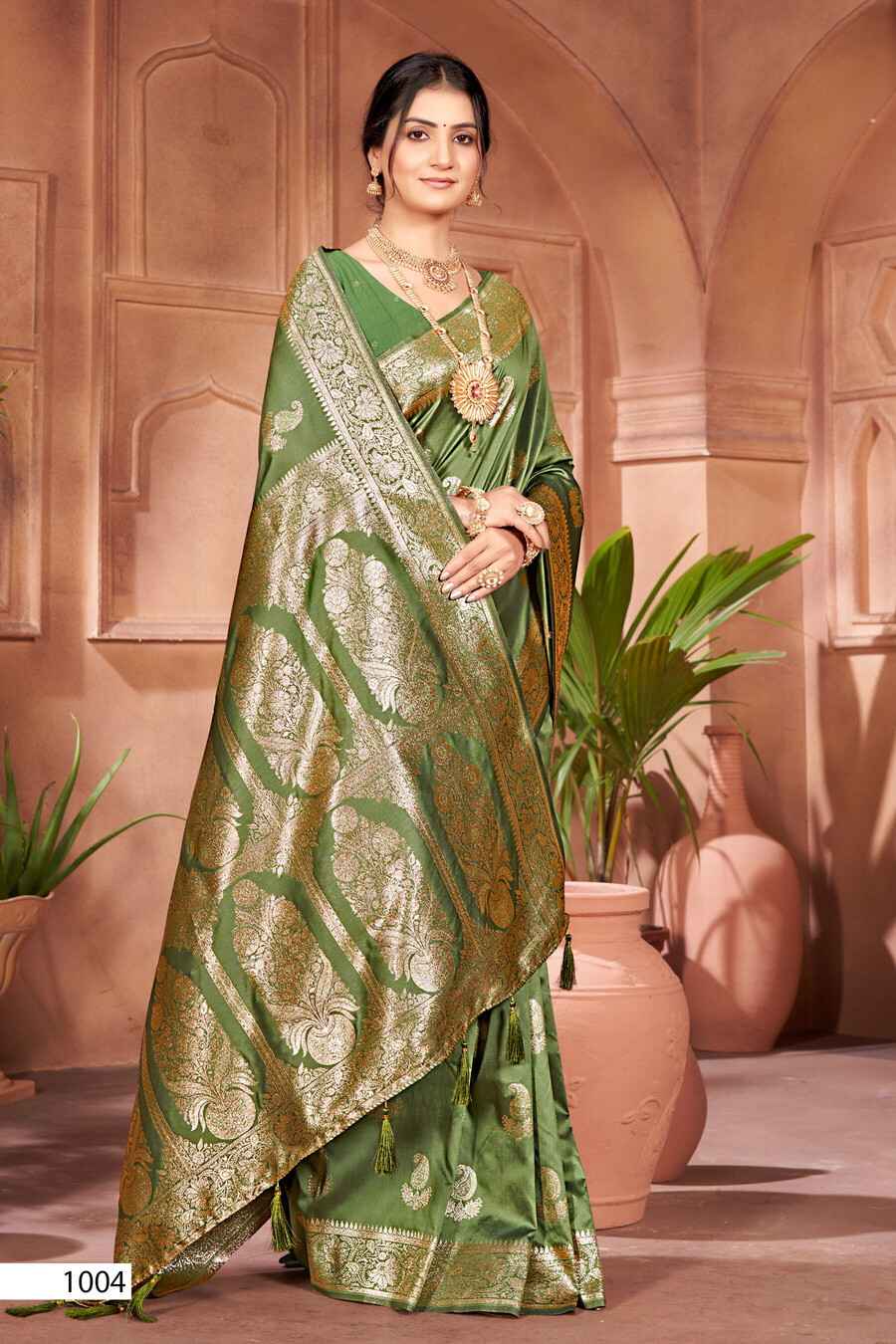 Saroj Paan Pasand Silk Vol 2 Premium Silk Saree Wholesale Rate ( 4 Pcs Catalog )