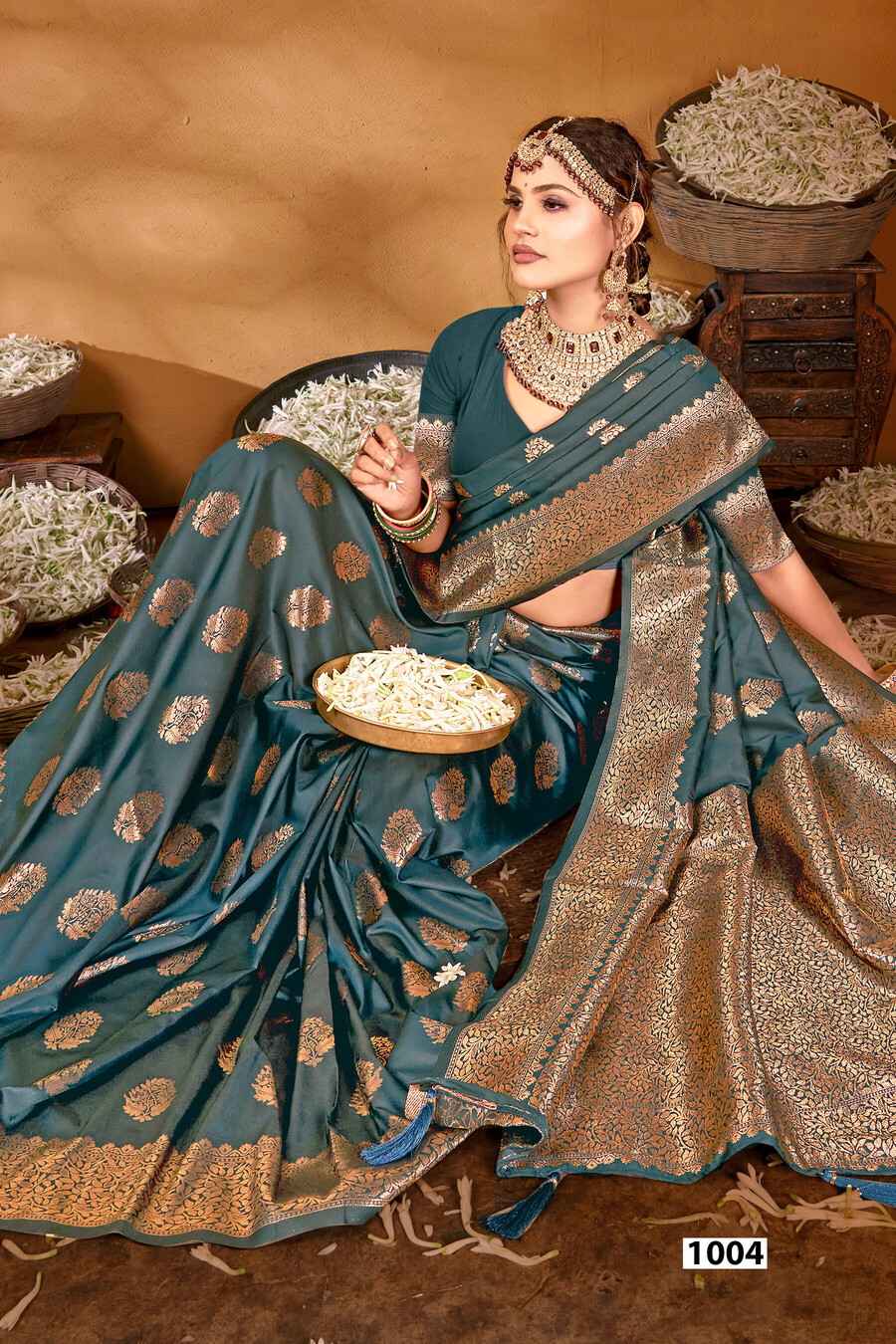 Saroj Samaira Silk Vol 1 Traditional Silk Saree Wholesale Rate ( 4 Pcs Catalog )