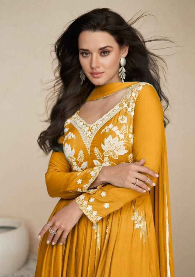 Vamika Lakhnavi Vol 5 Hit List Rayon Kurti Combo ( 5 pcs Catalogue )