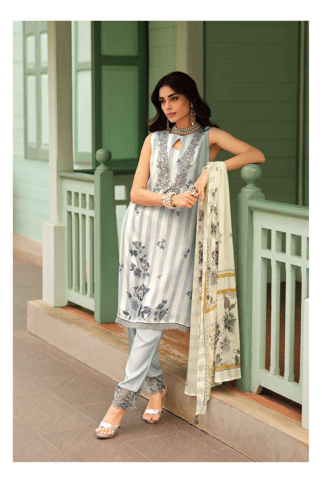 Varsha Dance Exclusive Fancy Ladies Salwar Kameez Wholesale Rate ( 5 Pcs Catalog )