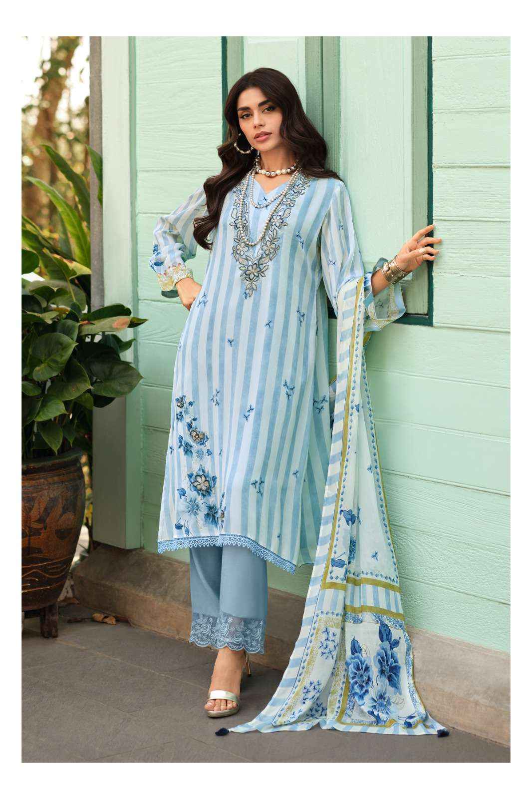 Varsha Dance Exclusive Fancy Ladies Salwar Kameez Wholesale Rate ( 5 Pcs Catalog )
