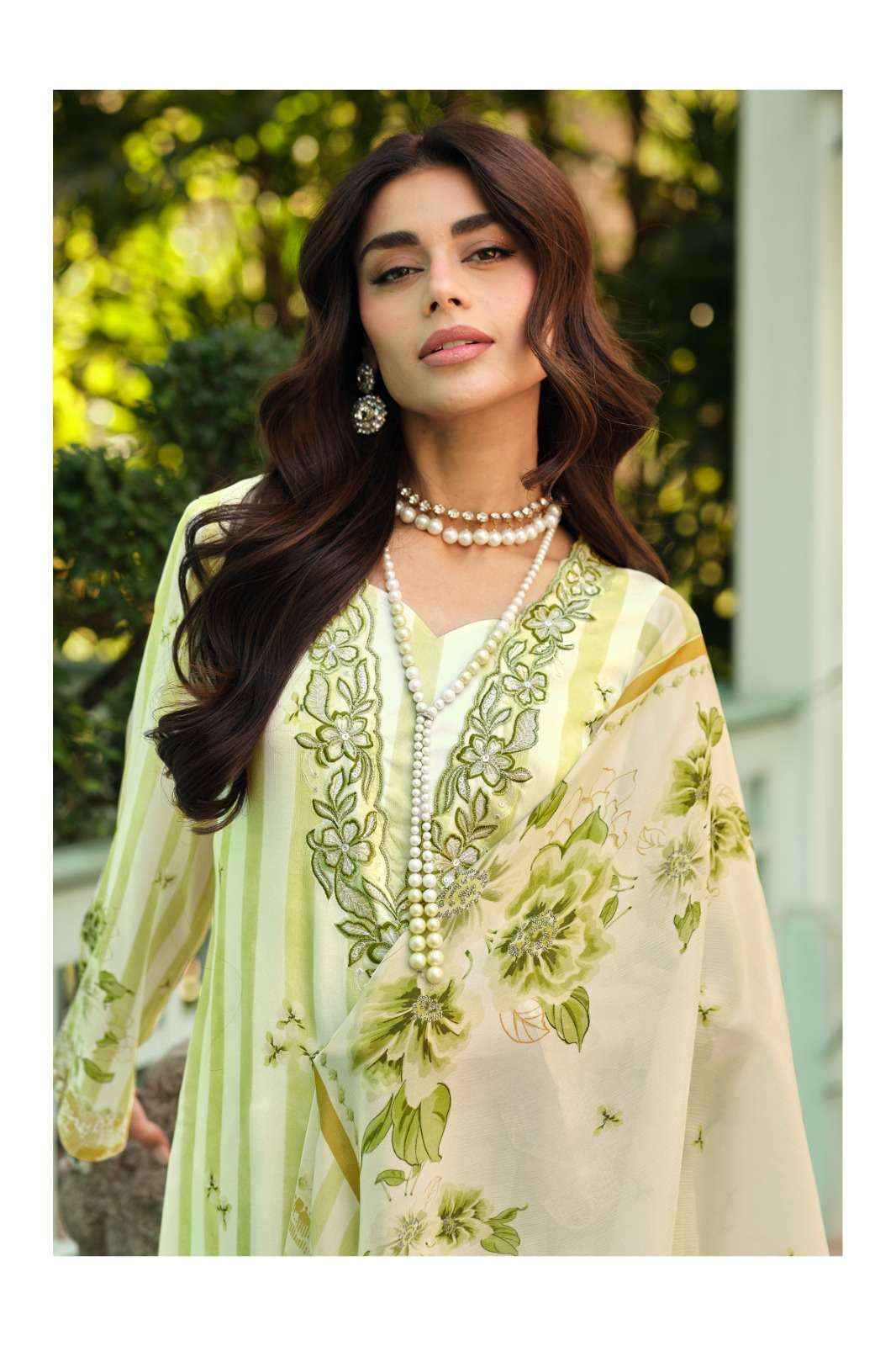 Varsha Dance Exclusive Fancy Ladies Salwar Kameez Wholesale Rate ( 5 Pcs Catalog )