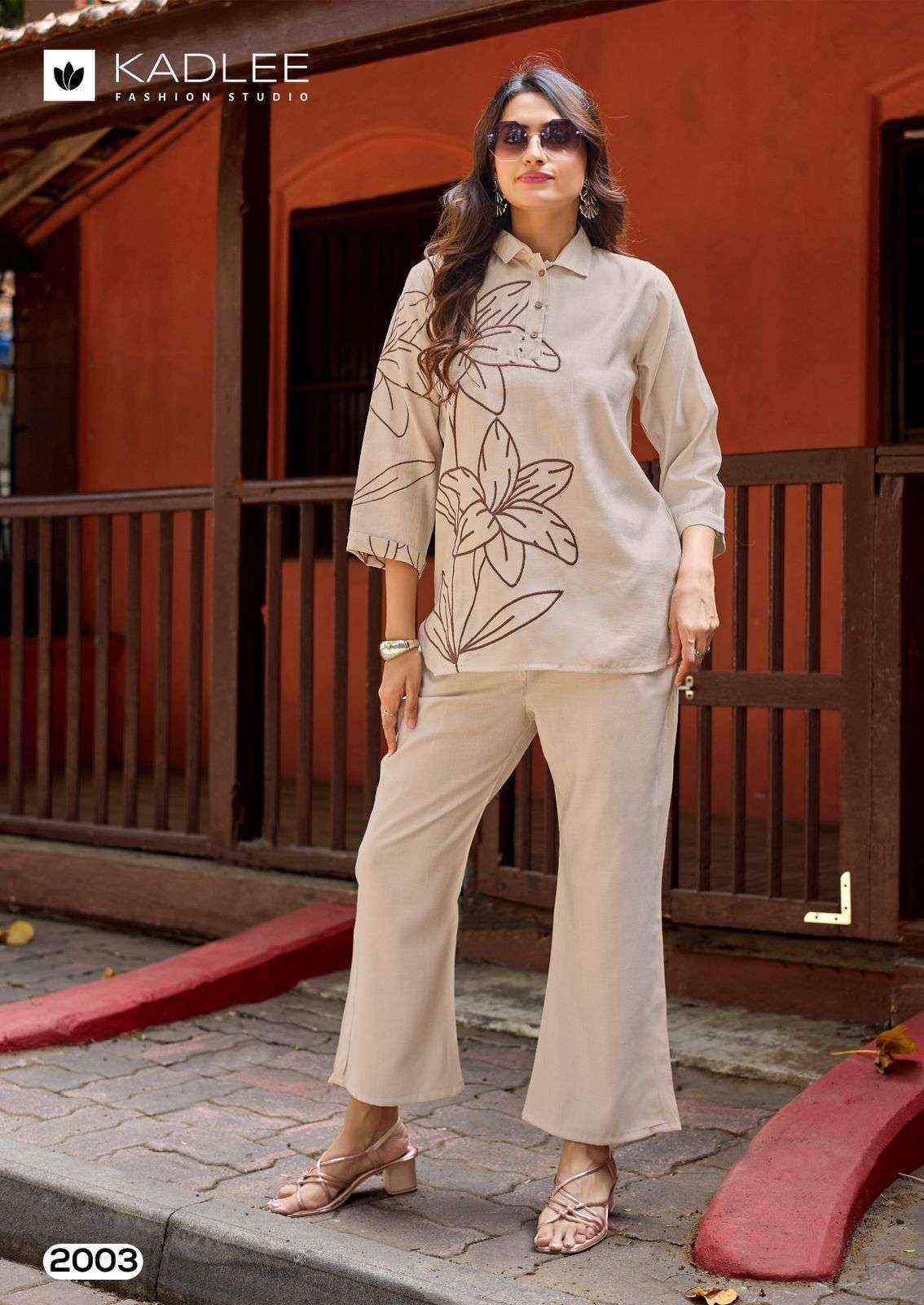 Kadlee Fashion Golden Lady Viscose Readymade Suits Wholesale Price 6 pcs Catalogue