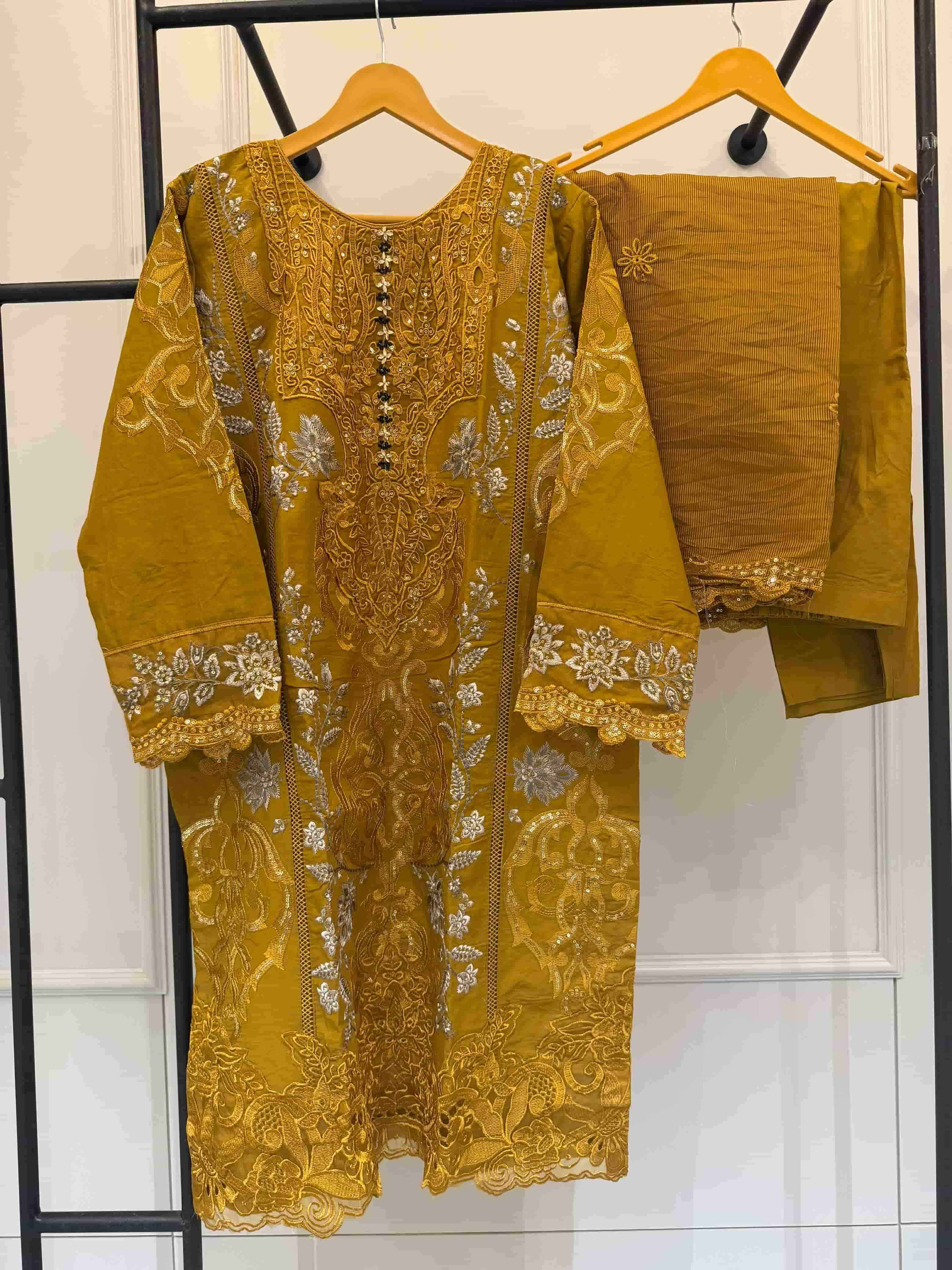 Shree Fabs Sr 2496 Abcd Designer Pakistani Readymade Suit Wholesale Rate ( 4 Pcs Catalog )