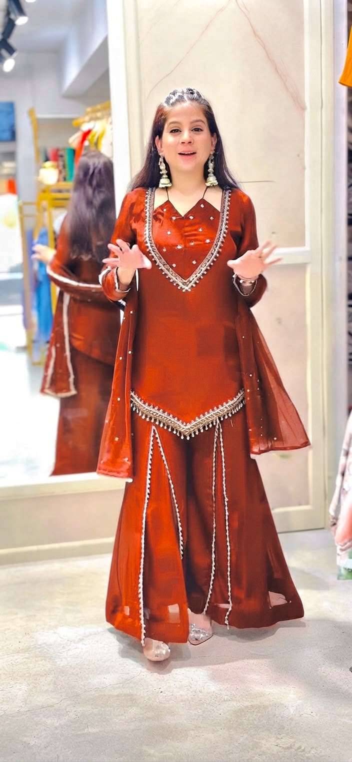 JF 054 SILK BEAUTIFUL DESIGNER LOOK PARTY WEAR LADIES SUIT