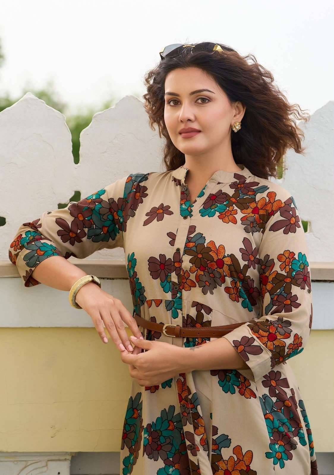 Mittoo Belt Vol 28 Reyon Kurti At Wholesale Price 6 Pcs Catalog